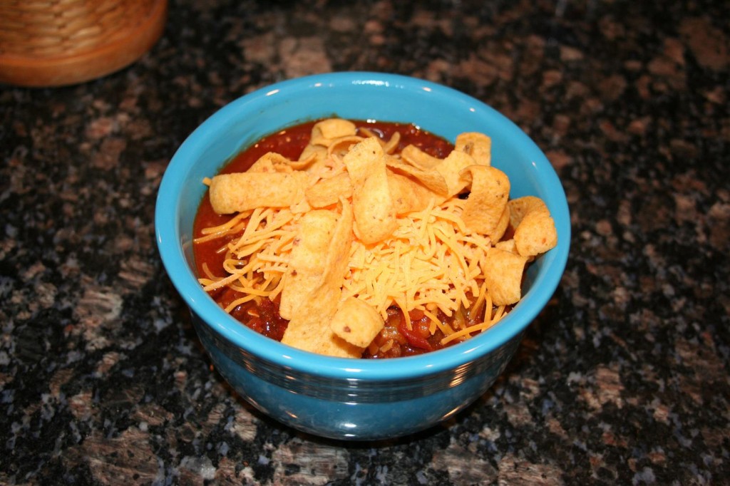 Chili with cheese and Fritos